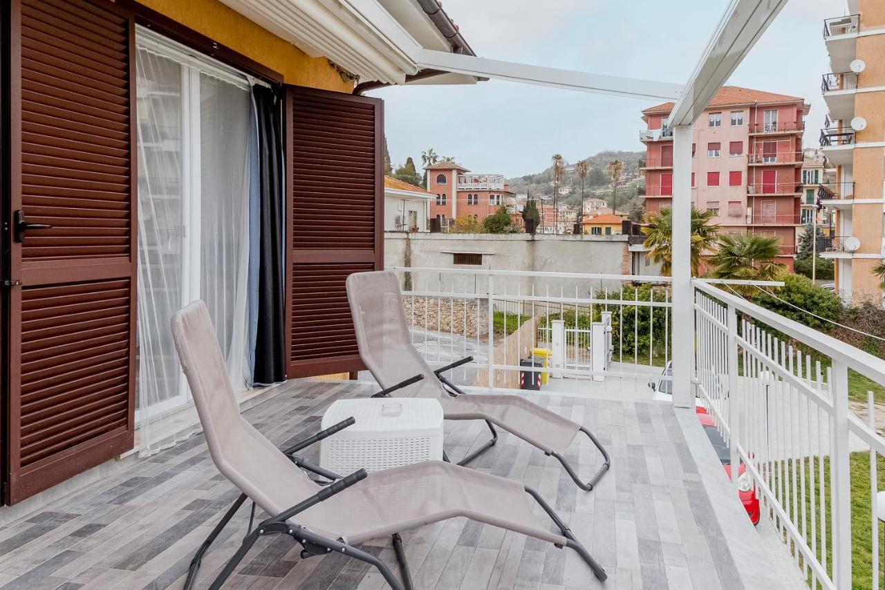 Il Gattino Di Porto - Apt 5 - Bilocale Terrazzo Piscina Империя Экстерьер фото
