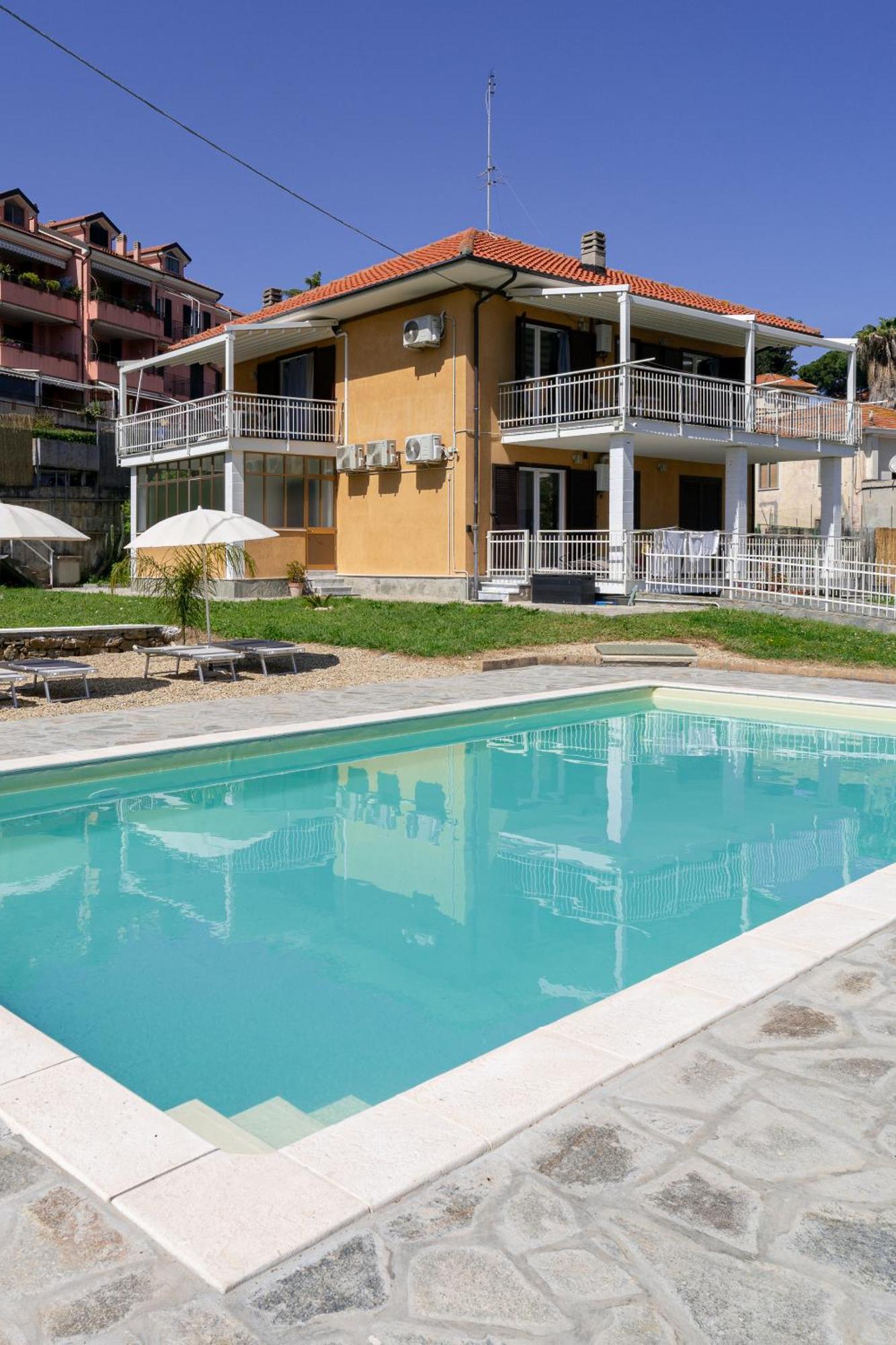 Il Gattino Di Porto - Apt 5 - Bilocale Terrazzo Piscina Империя Экстерьер фото