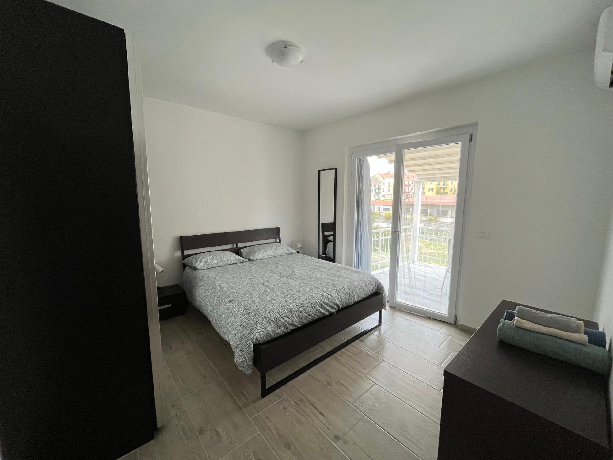 Il Gattino Di Porto - Apt 5 - Bilocale Terrazzo Piscina Империя Экстерьер фото